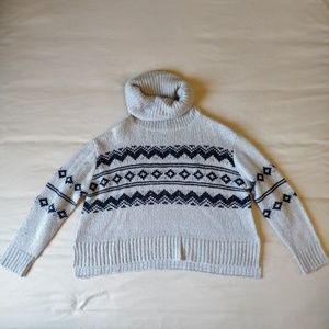 SOLD. NWT Moon&Madison Cropped Turtleneck Sweater